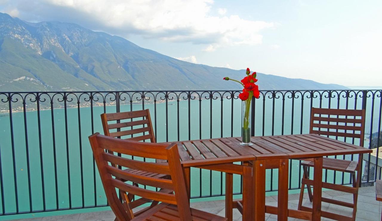 Casa De Pol Exclusive Lake View by Gardadomusmea Tremosine Exterior foto